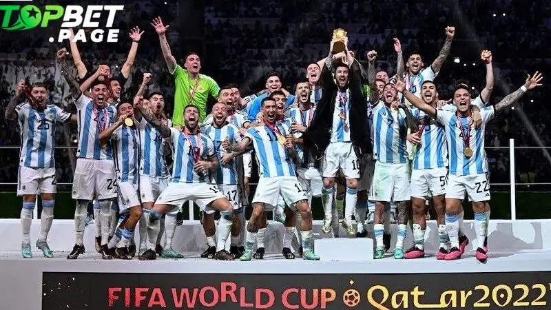 Chức  vô địch World Cup 2022 tại Qatar chính là khoảnh khắc chói lọi nhất của Messi